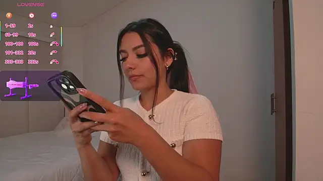 Snapshot of ariana_bae_ chatting on February 2026 11:27:02 PM ariana bae online show from February 2026 11:27:02 PM