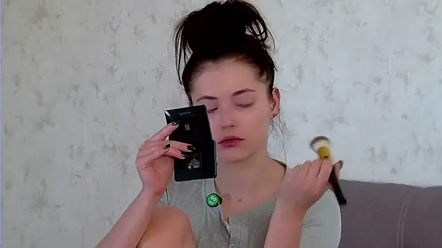 AshleyD  online show from April 2026 03:47:01 AM