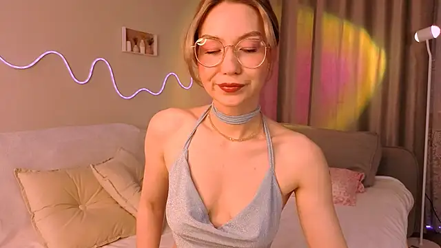 Snapshot of Lilo_Sims chatting on September 2025 01:00:01 AM Lilo Sims online show from September 2025 01:00:01 AM