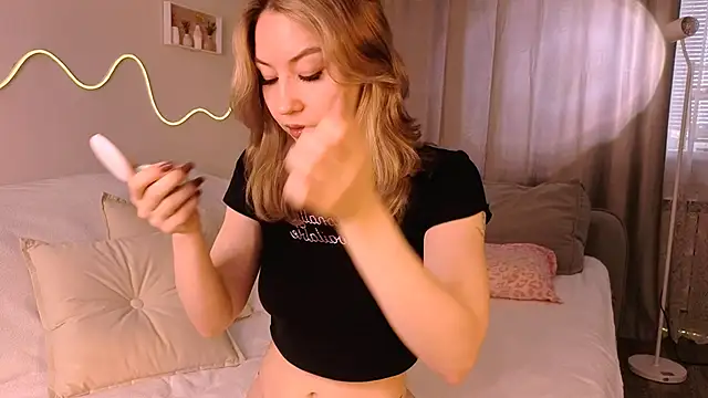 Snapshot of Lilo_Sims chatting on October 2025 05:35:02 AM Lilo Sims online show from October 2025 05:35:02 AM