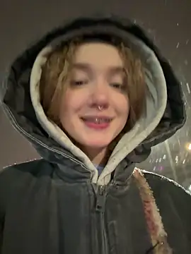 bambi lu online show from March 2026 06:36:01 PM