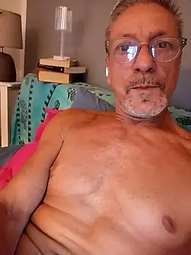 Snapshot of Deddyitalia3 chatting on June 2026 12:44:02 PM Deddyitalia3 online show from June 2026 12:44:02 PM