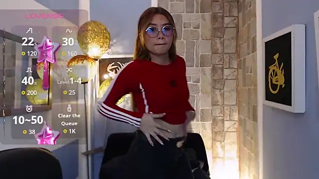 Fiorellaa delsd online show from October 2025 03:22:02 PM