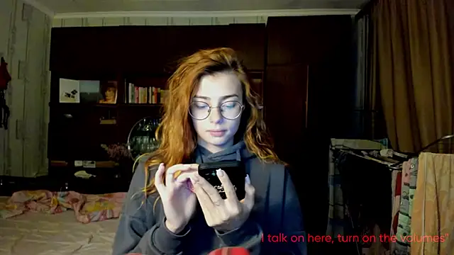 AngelaSwan online show from October 2025 03:24:01 PM