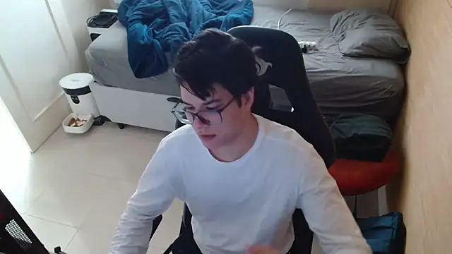 Snapshot of TimiidoSP011 chatting on November 2025 01:00:01 PM TimiidoSP011 online show from November 2025 01:00:01 PM