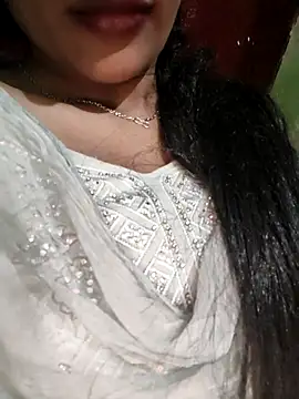 Eshwari Chopra online show from February 2026 04:14:02 PM