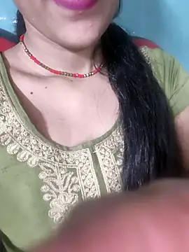 Snapshot of Eshwari_Chopra chatting on April 2026 04:09:02 PM Eshwari Chopra online show from April 2026 04:09:02 PM