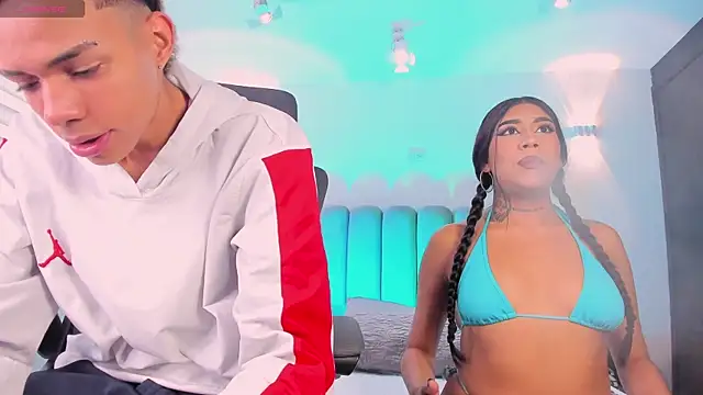 Snapshot of candyandmarilyn chatting on October 2025 08:53:02 PM candyandmarilyn online show from October 2025 08:53:02 PM