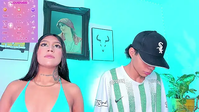 Snapshot of candyandmarilyn chatting on February 2026 10:13:02 PM candyandmarilyn online show from February 2026 10:13:02 PM