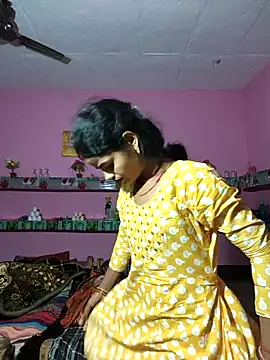 Eshna Dabral online show from November 2025 10:52:02 PM