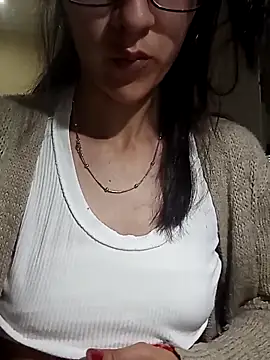 Snapshot of Camilitah chatting on October 2025 03:06:02 AM Camilitah online show from October 2025 03:06:02 AM