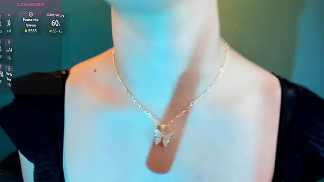 Elaine87  online show from November 2025 10:41:02 PM