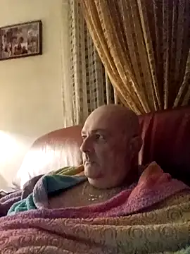 Snapshot of Alexis_Bull chatting on November 2025 11:37:02 PM Alexis Bull online show from November 2025 11:37:02 PM