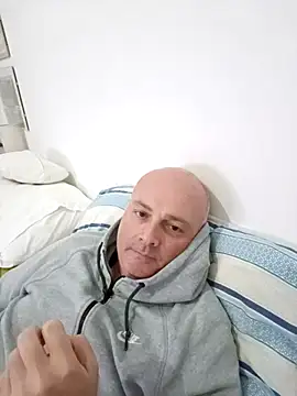 Snapshot of Alexis_Bull chatting on November 2025 01:55:02 PM Alexis Bull online show from November 2025 01:55:02 PM