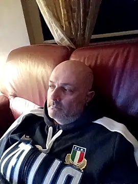 Snapshot of Alexis_Bull chatting on February 2026 11:56:01 PM Alexis Bull online show from February 2026 11:56:01 PM