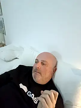 Snapshot of Alexis_Bull chatting on February 2026 05:36:01 PM Alexis Bull online show from February 2026 05:36:01 PM