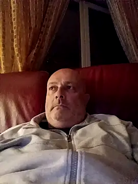 Alexis Bull online show from April 2026 11:16:01 PM