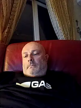 Alexis Bull online show from April 2026 12:37:02 AM