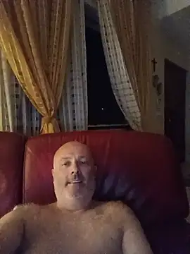 Snapshot of Alexis_Bull chatting on June 2026 11:00:01 PM Alexis Bull online show from June 2026 11:00:01 PM