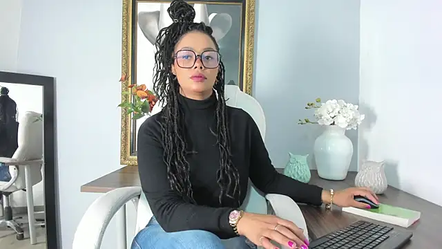 Snapshot of andrea_xoe_ chatting on March 2025 11:06:01 AM andrea xoe online show from March 2025 11:06:01 AM