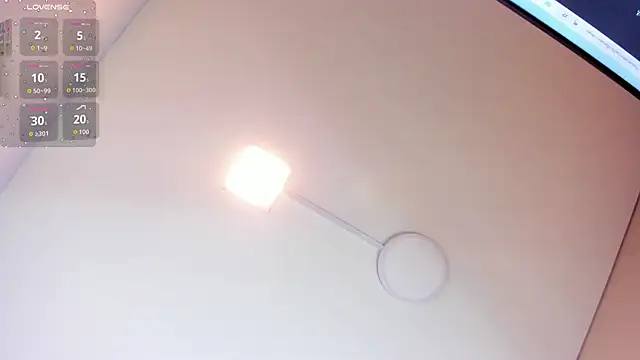 Snapshot of andrea_xoe_ chatting on November 2025 11:43:01 AM andrea xoe online show from November 2025 11:43:01 AM