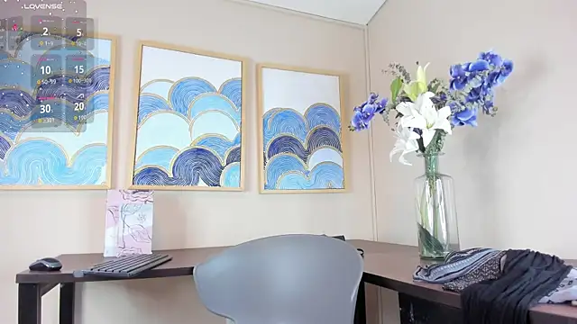 Snapshot of andrea_xoe_ chatting on November 2025 05:06:01 PM andrea xoe online show from November 2025 05:06:01 PM