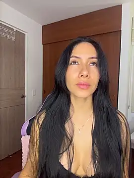 ArianaReynoldss online show from February 2026 09:40:01 PM