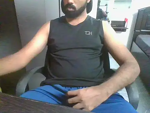 lovelyakash69 online show from February 2026 05:56:02 AM