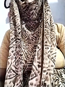 Snapshot of Soniy-Maax chatting on April 2026 04:29:01 PM Soniy-Maax online show from April 2026 04:29:01 PM