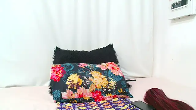 SMALLBOOBSXX online show from November 2025 04:48:02 AM