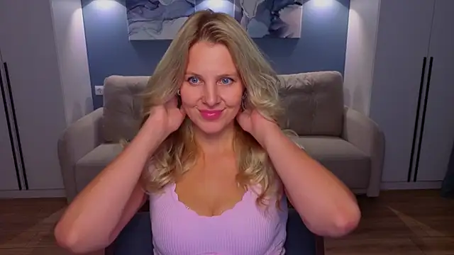 MelanieBennett online show from July 2026 08:17:02 AM