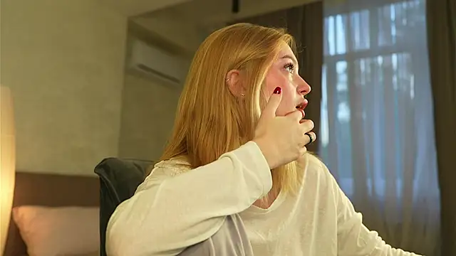 Snapshot of Cyberheart_ chatting on September 2025 02:44:01 PM Cyberheart online show from September 2025 02:44:01 PM