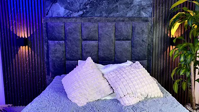 Snapshot of Lenna_s chatting on September 2025 10:10:01 PM Lenna s online show from September 2025 10:10:01 PM