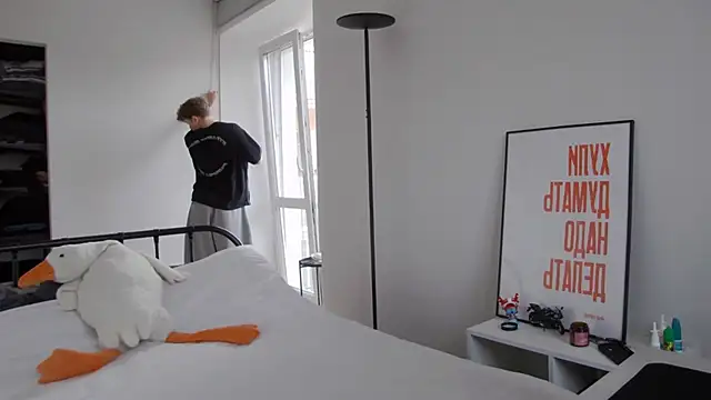 DanyDavis online show from October 2025 09:43:02 AM