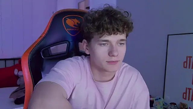 DanyDavis online show from November 2025 01:10:02 PM