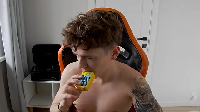 DanyDavis online show from March 2026 08:19:01 AM