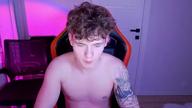 DanyDavis online show from March 2026 06:08:01 PM