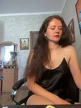 Snapshot of MariannaSida chatting on May 2026 06:00:02 AM MariannaSida online show from May 2026 06:00:02 AM