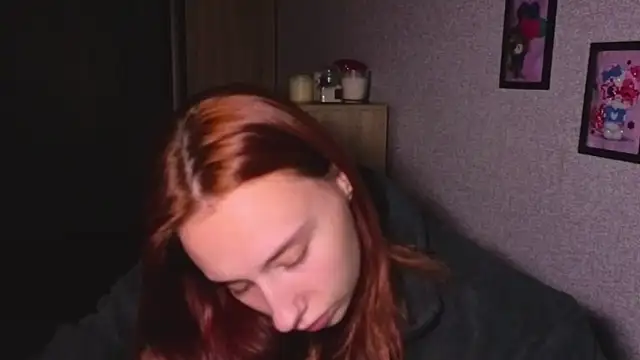 Snapshot of kristi_ginger chatting on November 2025 10:04:02 PM kristi ginger online show from November 2025 10:04:02 PM