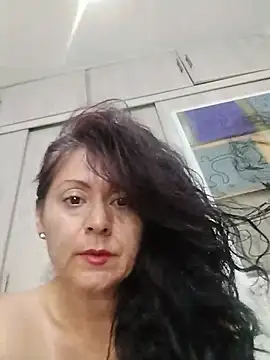 Snapshot of lunadicty chatting on May 2026 11:12:03 PM lunadicty online show from May 2026 11:12:03 PM