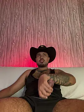 Snapshot of PapiStan chatting on January 2026 12:37:01 AM PapiStan online show from January 2026 12:37:01 AM