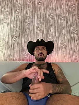 Snapshot of PapiStan chatting on February 2026 01:10:02 AM PapiStan online show from February 2026 01:10:02 AM