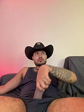 Snapshot of PapiStan chatting on March 2026 06:15:01 AM PapiStan online show from March 2026 06:15:01 AM