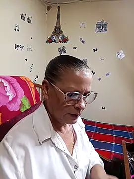 Snapshot of katrina_perez chatting on October 2025 09:56:01 PM katrina perez online show from October 2025 09:56:01 PM