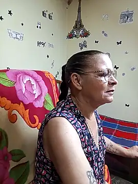 Snapshot of katrina_perez chatting on October 2025 09:35:02 PM katrina perez online show from October 2025 09:35:02 PM