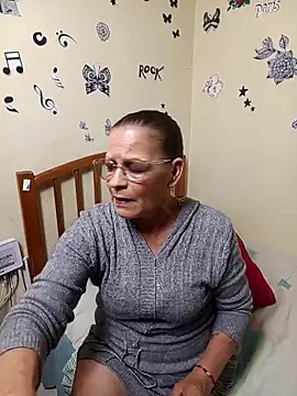 Snapshot of katrina_perez chatting on October 2025 10:10:01 PM katrina perez online show from October 2025 10:10:01 PM