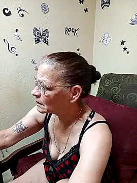 Snapshot of katrina_perez chatting on November 2025 01:33:02 PM katrina perez online show from November 2025 01:33:02 PM