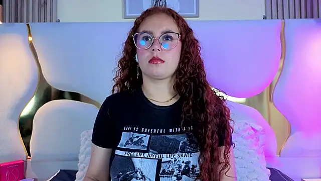 AmmberJones online show from September 2025 12:39:01 PM