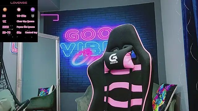 AlessiaCroft online show from September 2025 04:06:01 AM