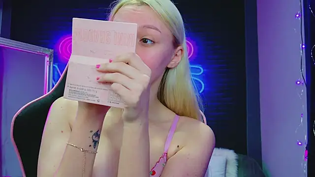 AlessiaCroft online show from February 2026 04:54:02 AM